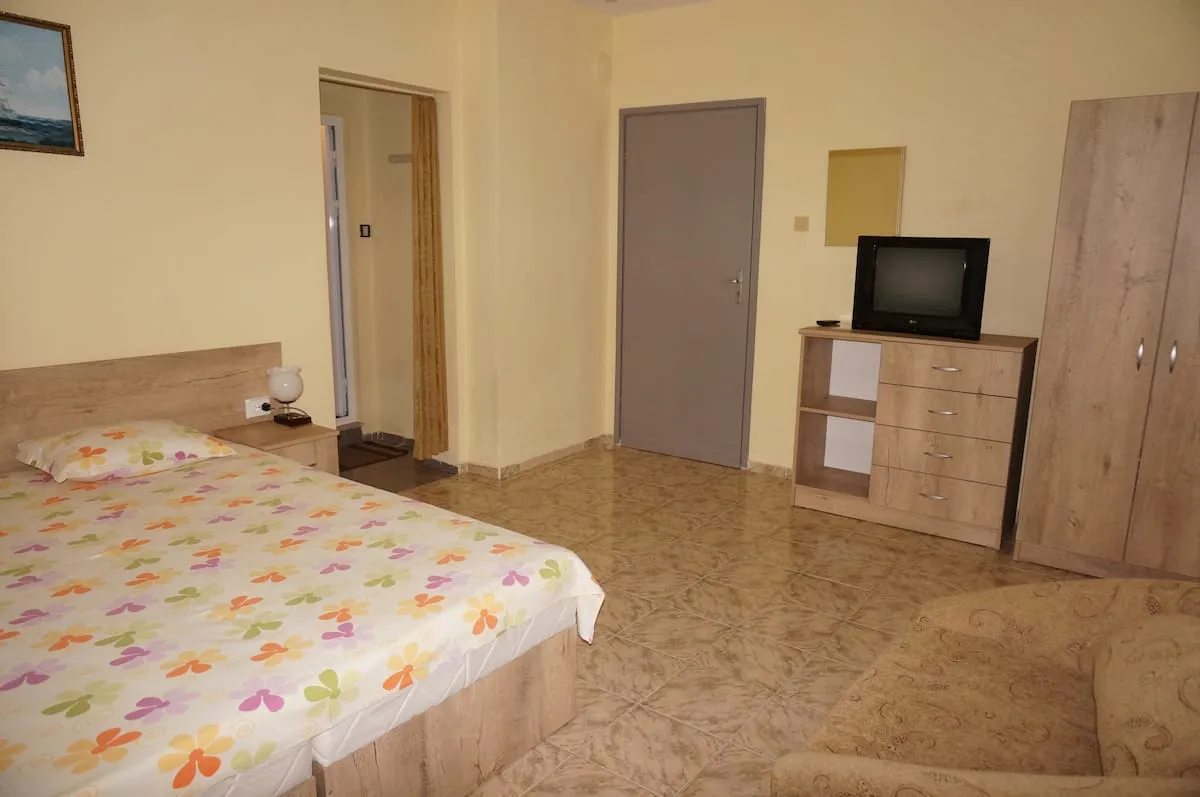 Room 3 - Guest House Smile